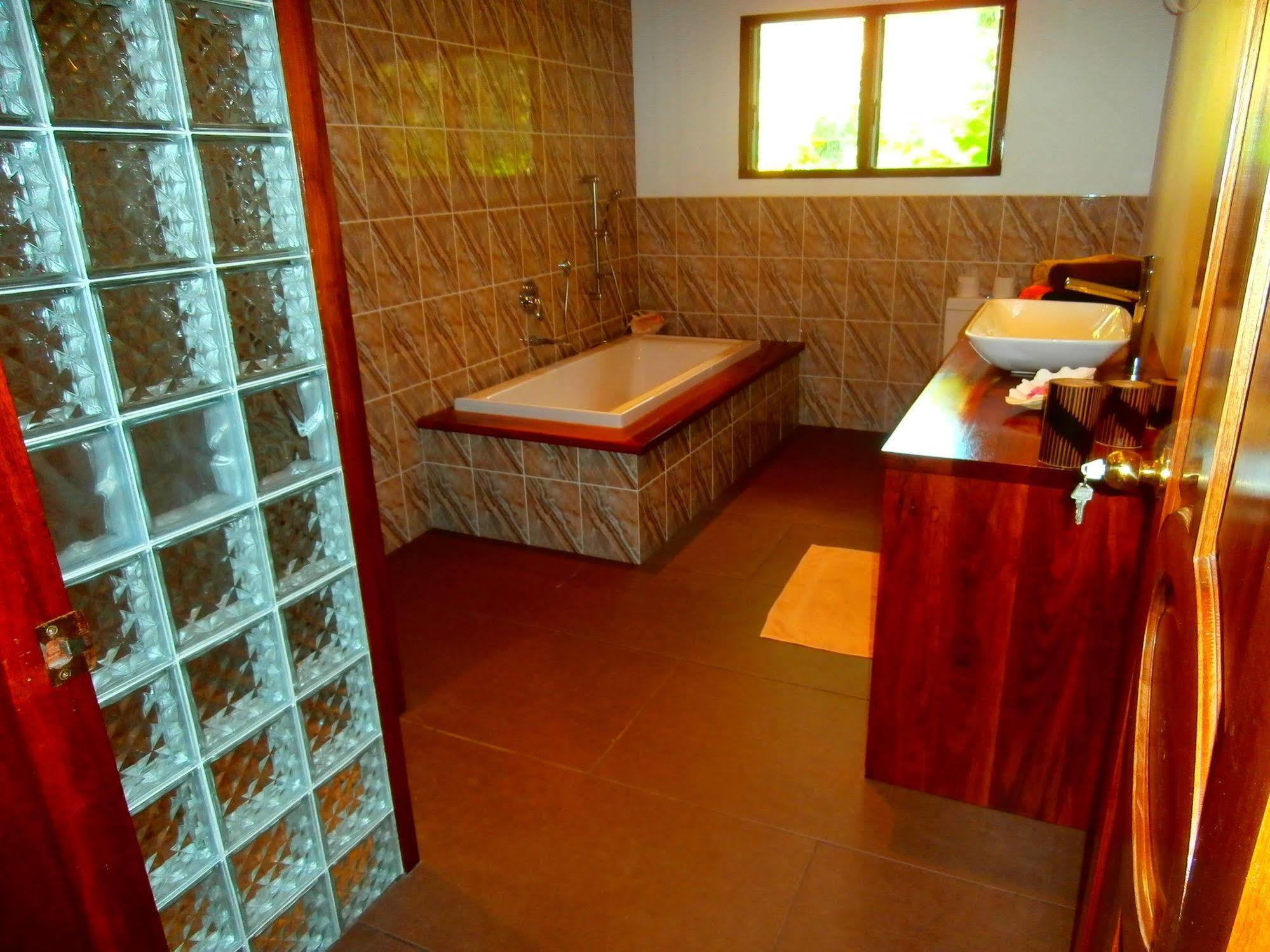 Korovesi Sunshine Villas サブサブ エクステリア 写真